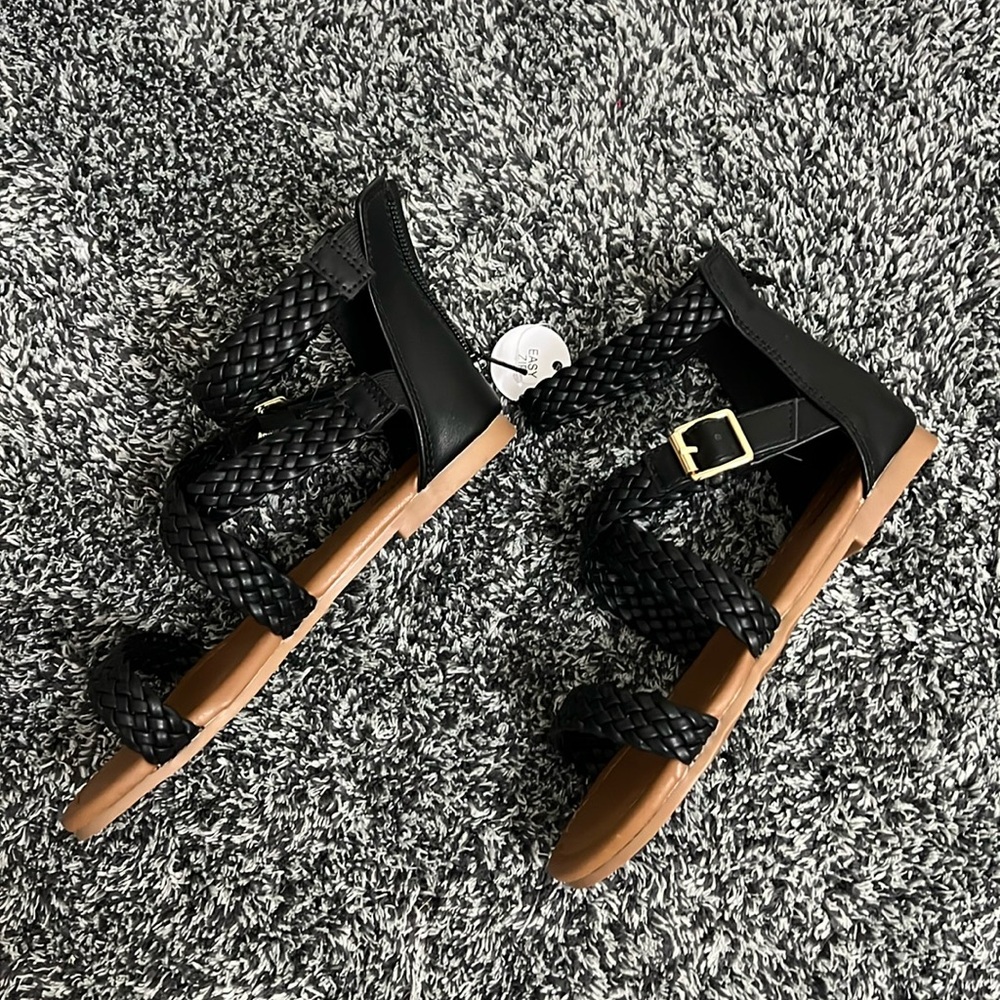 Kids sandals